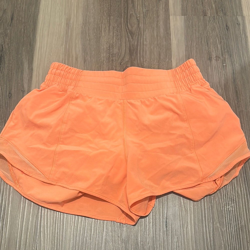 Lululemon Hotty Hot Higj Rise 2.5 inch